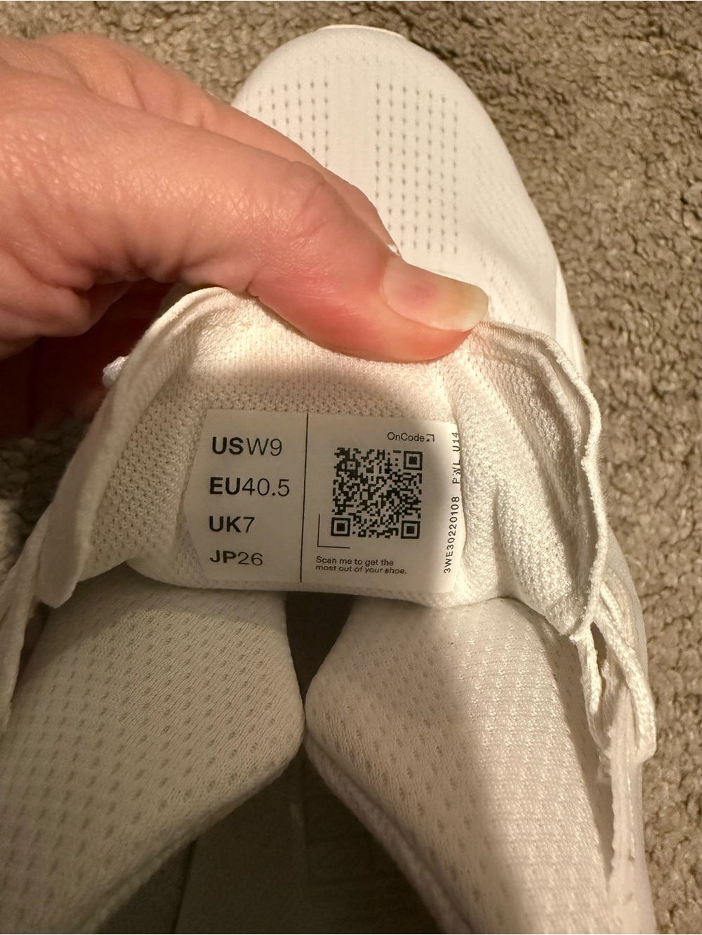 On Running Women's Cloudtec Lightweight Running Shoes - White - Picture 4 of 4